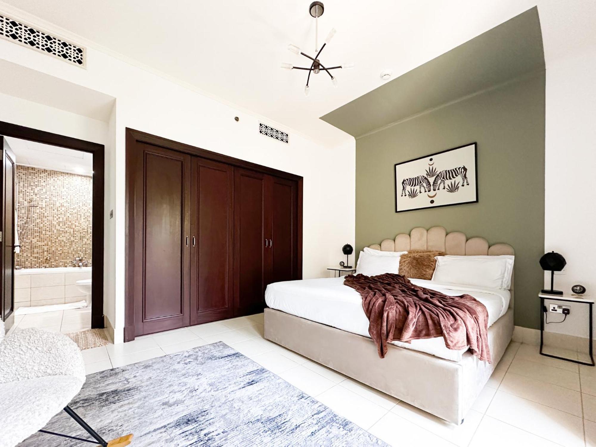Apartamento Trophy 2Br Aladdin Estate W Burj Khalifa View Dubái Exterior foto